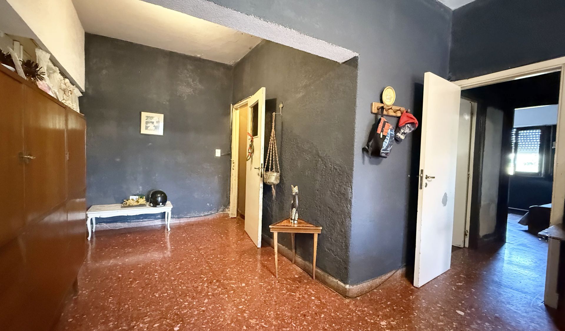 VENDE-Vivienda multifamiliar 6 ambiente-San Isidro