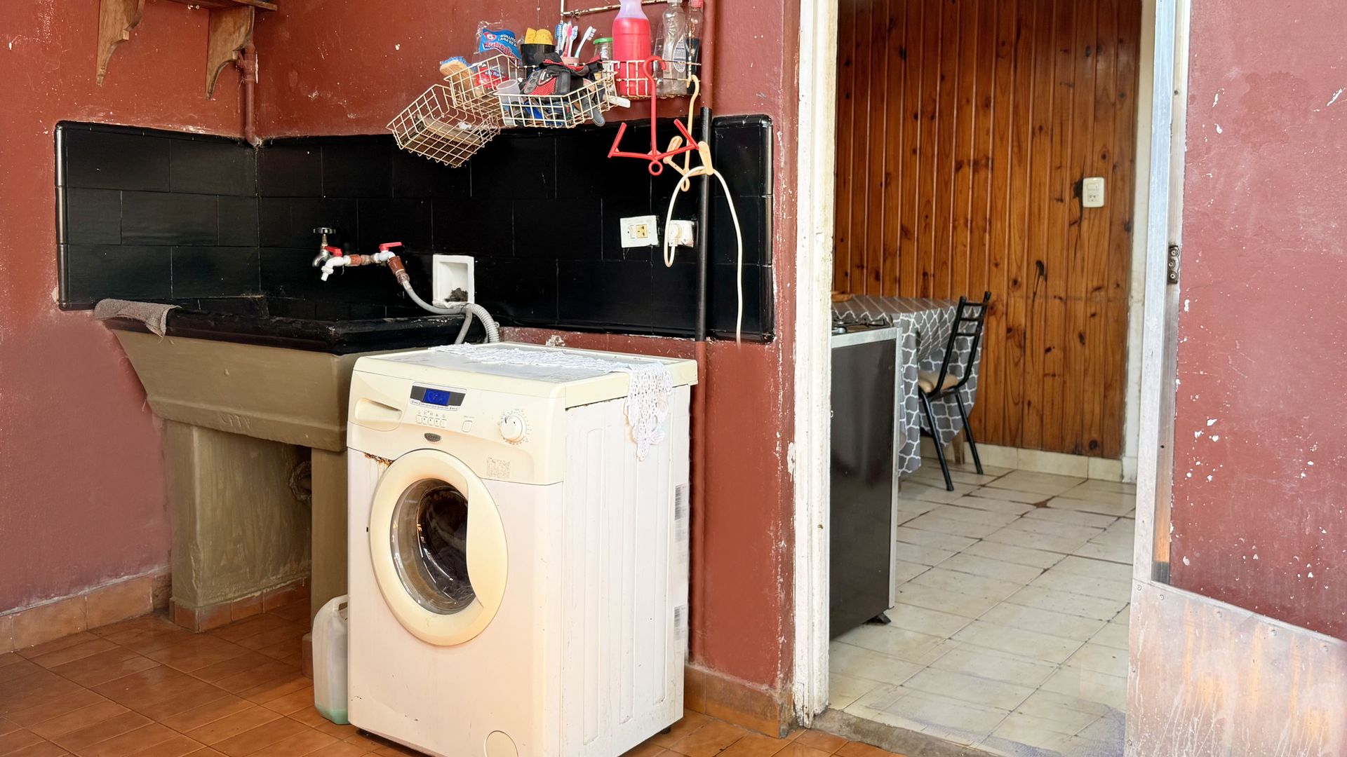 VENDE-Vivienda multifamiliar 6 ambiente-San Isidro