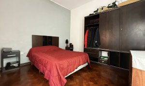 VENDE-Vivienda multifamiliar 6 ambiente-San Isidro