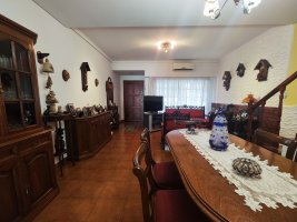 Venta Casa Duplex 4 amb. Olivos
