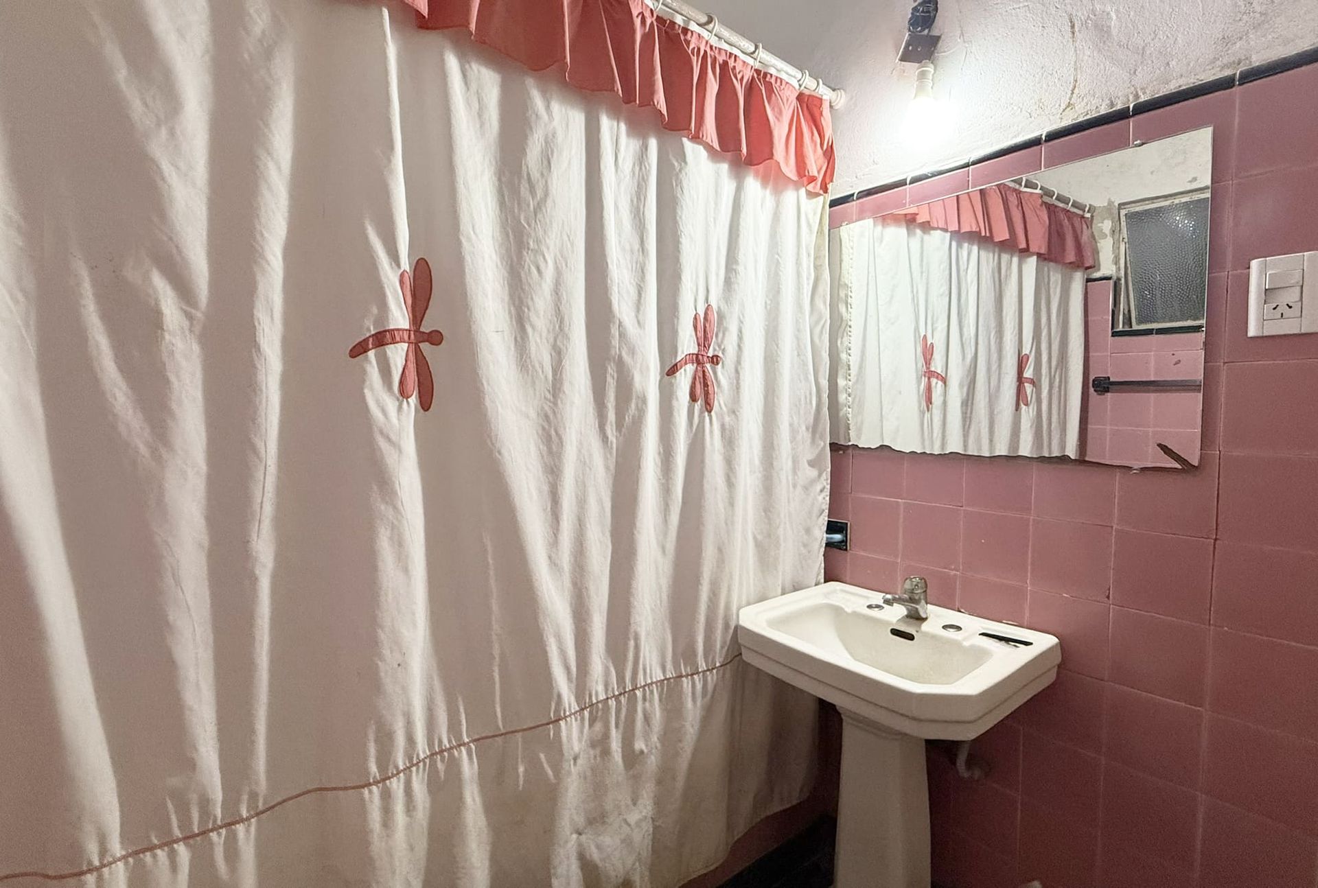 VENTA - Multifamiliar, 3 amb c/u - Villa Adelina