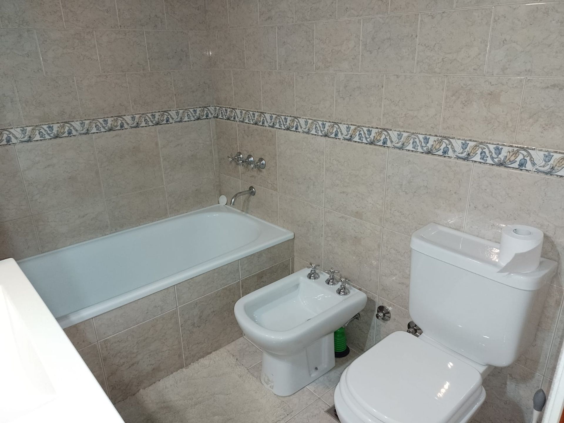Alq. Temporario Duplex 4 amb Florida Vicente Lopez