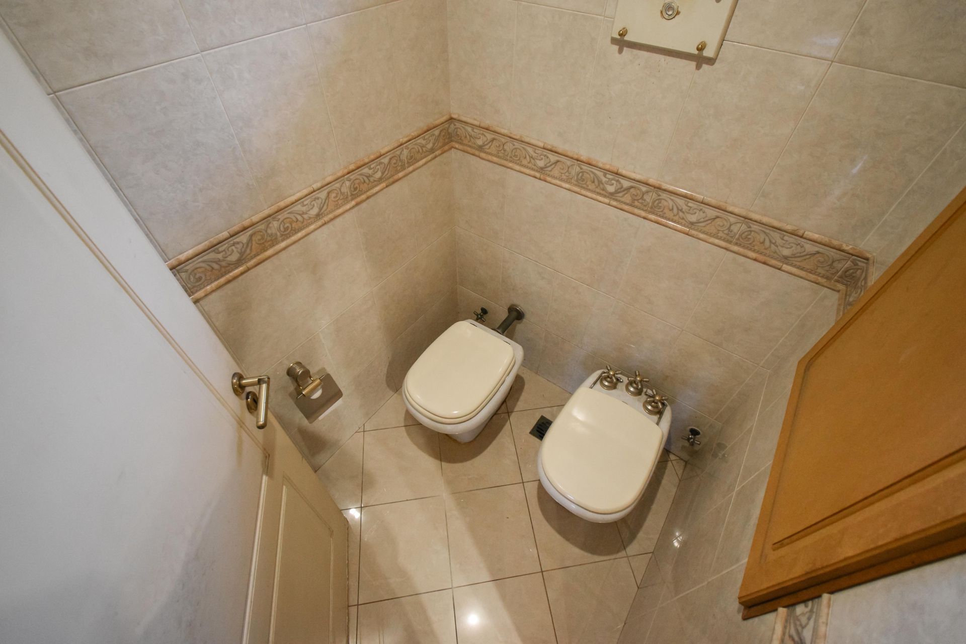 Venta Casa en 2 plantas en San Isidro gran terreno