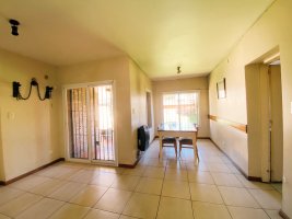 House 5 rooms + Apartment for sale, St. Isidro, pool, credit available
