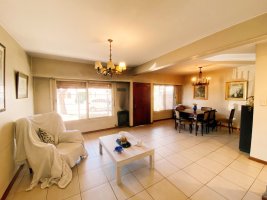 House 5 rooms + Apartment for sale, St. Isidro, pool, credit available