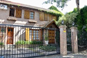 Excellent Chalette House