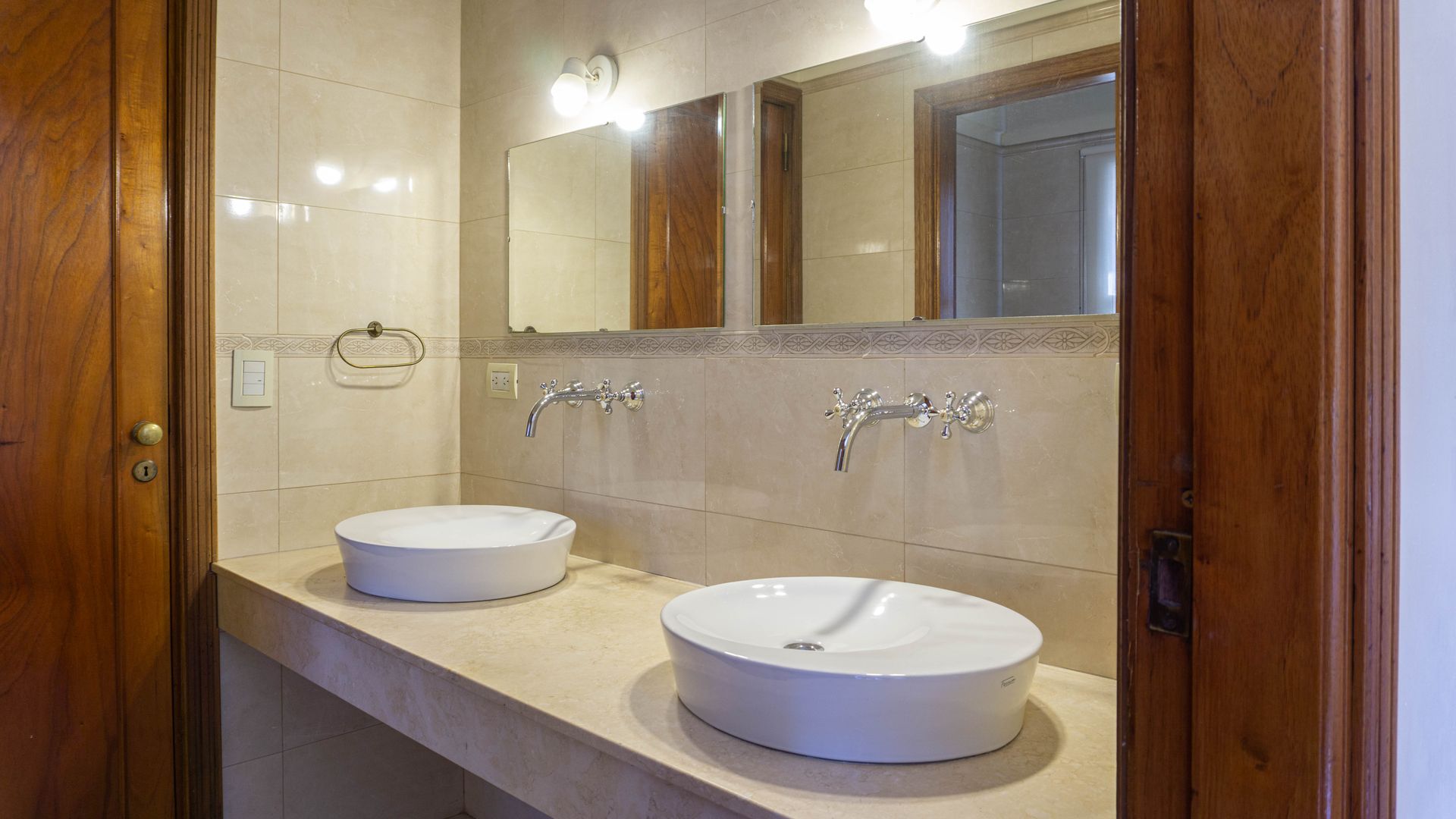 Venta La Horqueta S. Isidro Casa 10 ambientes