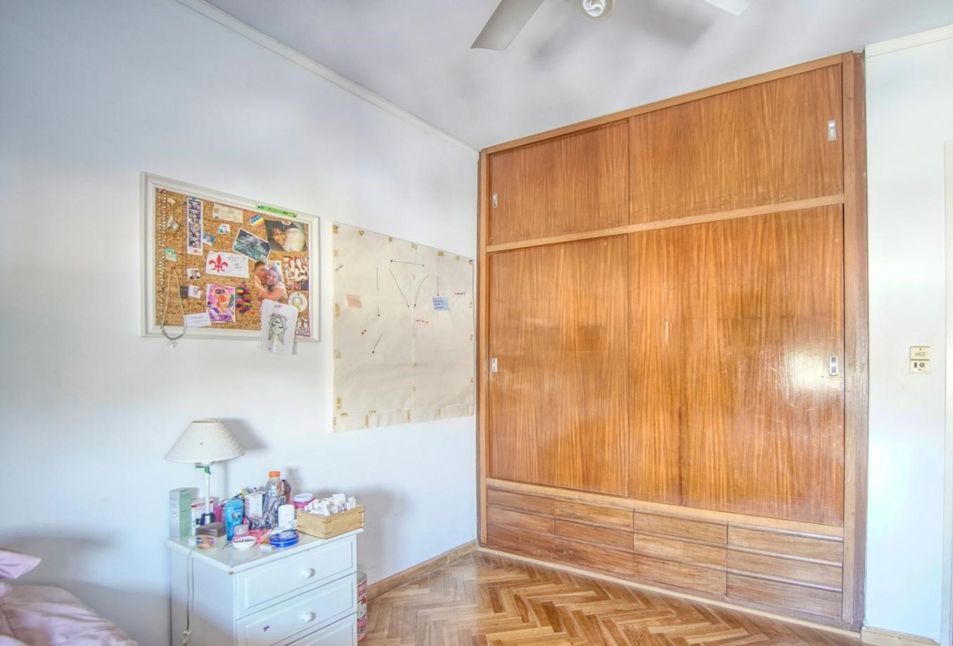 La Lucila Venta Departamento 4 ambientes + cochera