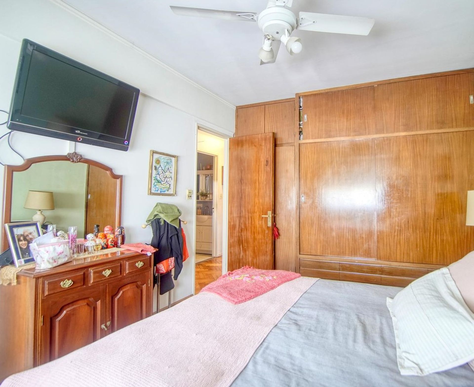 La Lucila Venta Departamento 4 ambientes + cochera