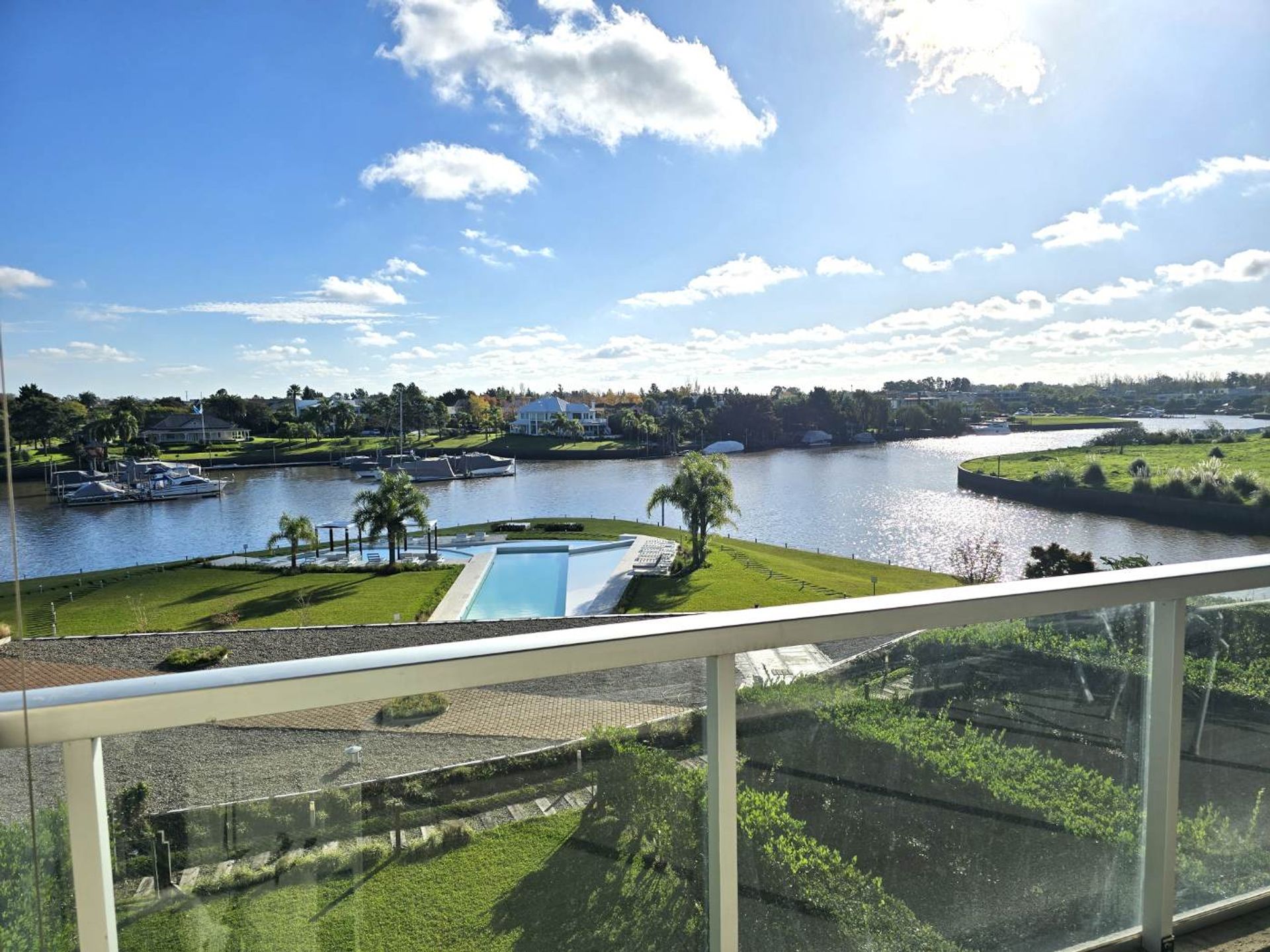 Venta departamento 2 ambientes Acqua Río Nordelta