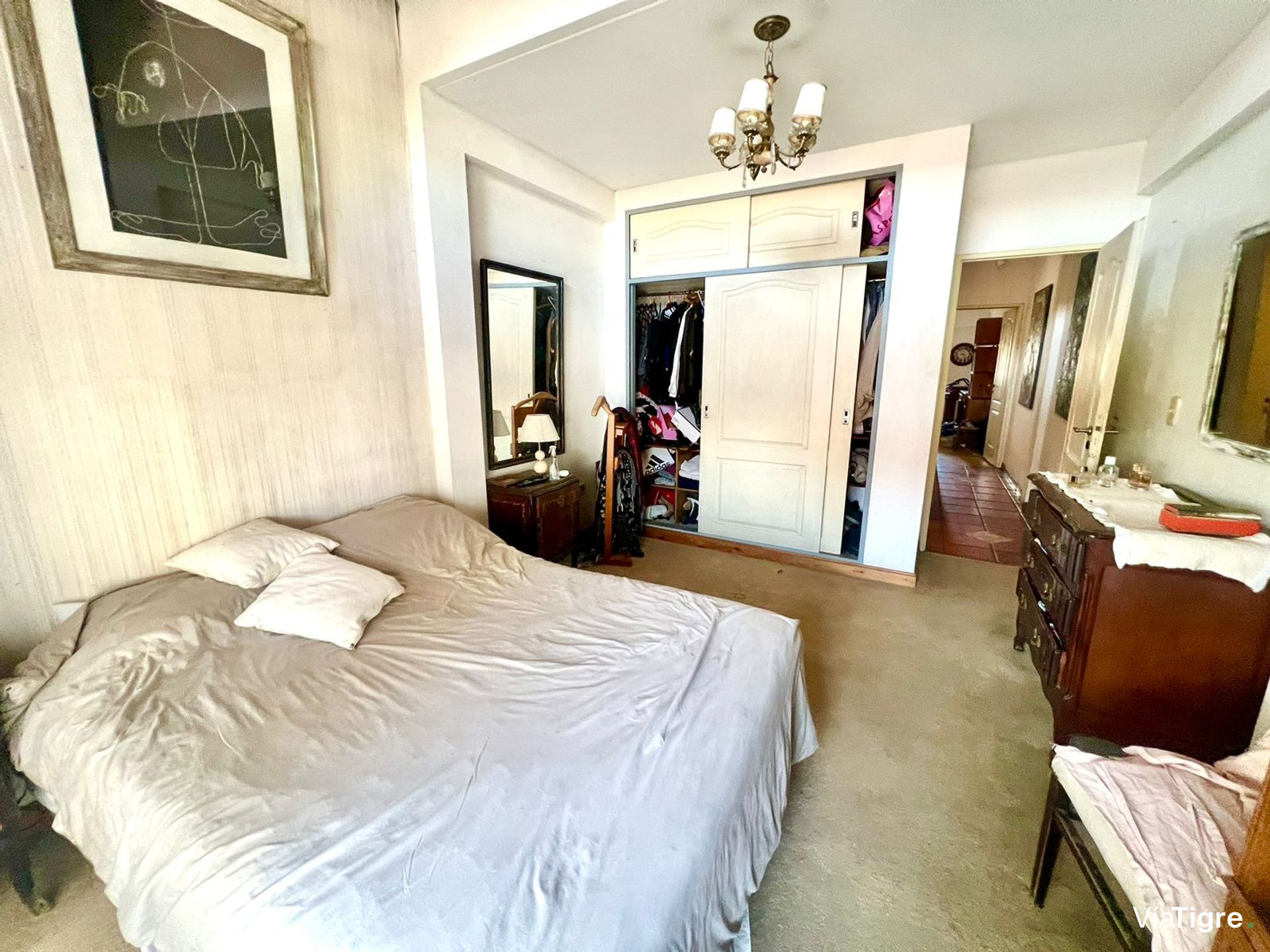 Venta Triplex-4 amb-Cochera-Pileta-Parque-Olivos