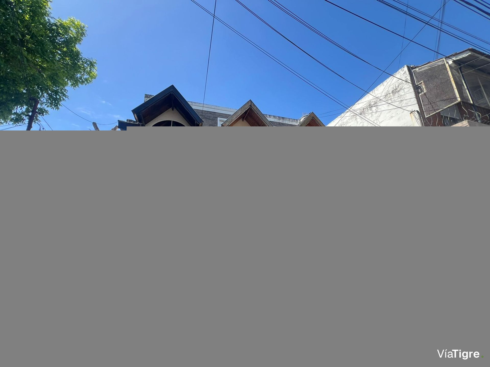 Venta Triplex-4 amb-Cochera-Pileta-Parque-Olivos