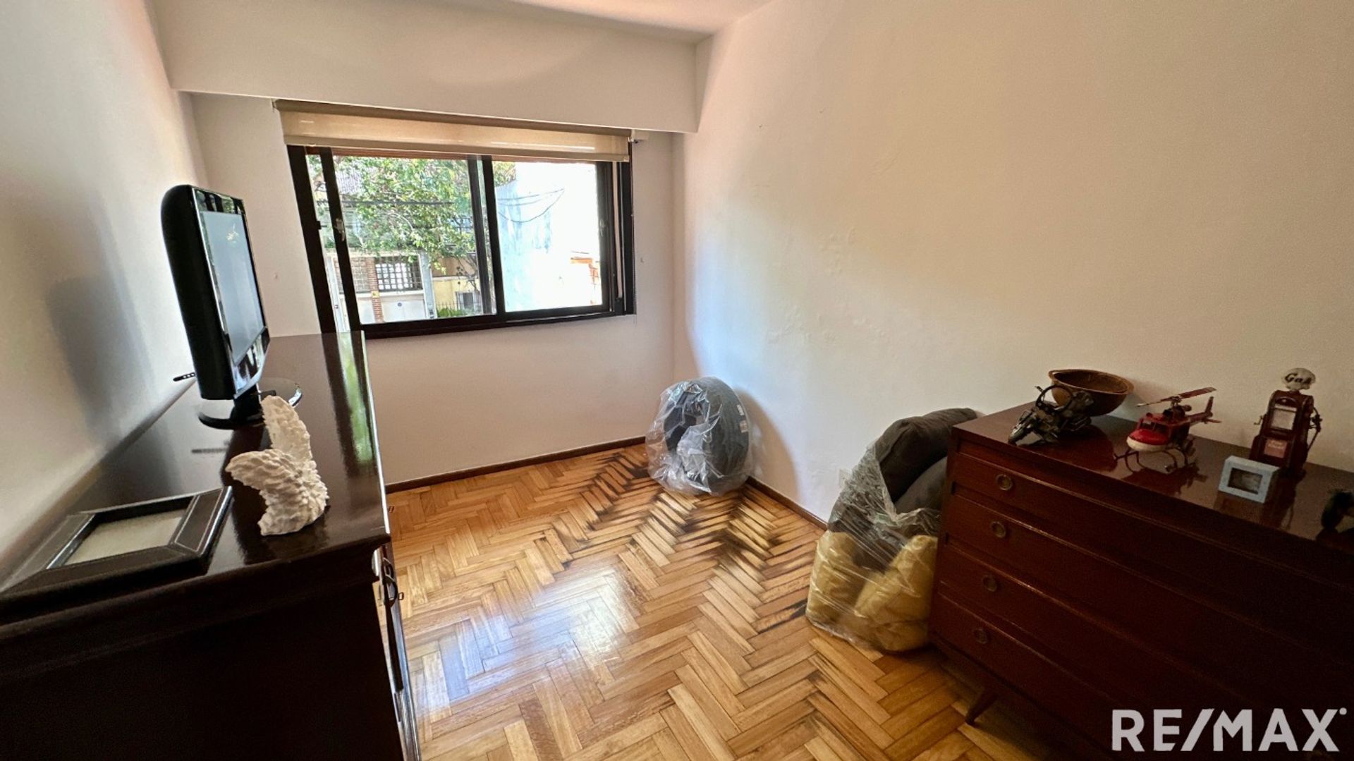 Venta PH en Olivos 4 ambientes con cochera