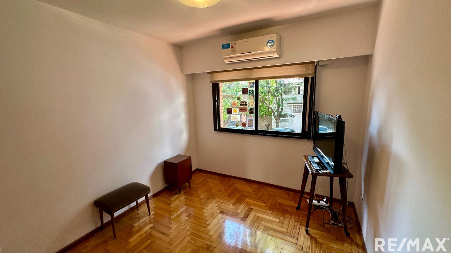 Venta PH en Olivos 4 ambientes con cochera