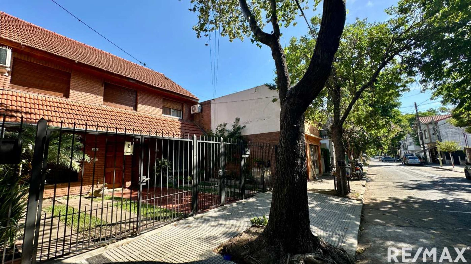 Venta PH en Olivos 4 ambientes con cochera