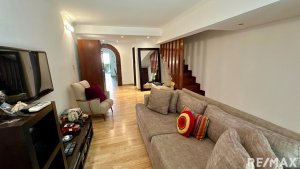 Apartment for sale in Olivos, 4 rooms with garage
