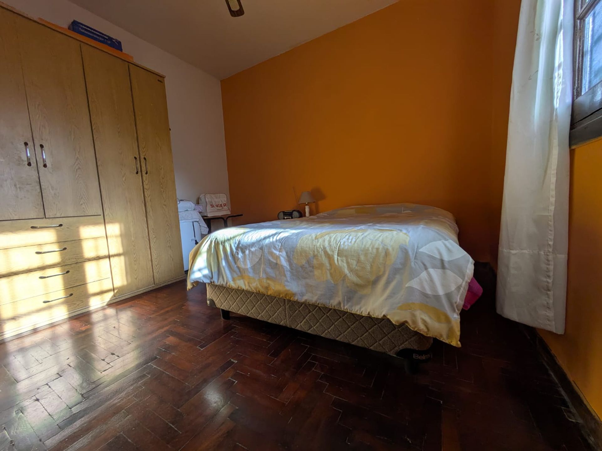2 Dptos. c/ cochera venta en bloque