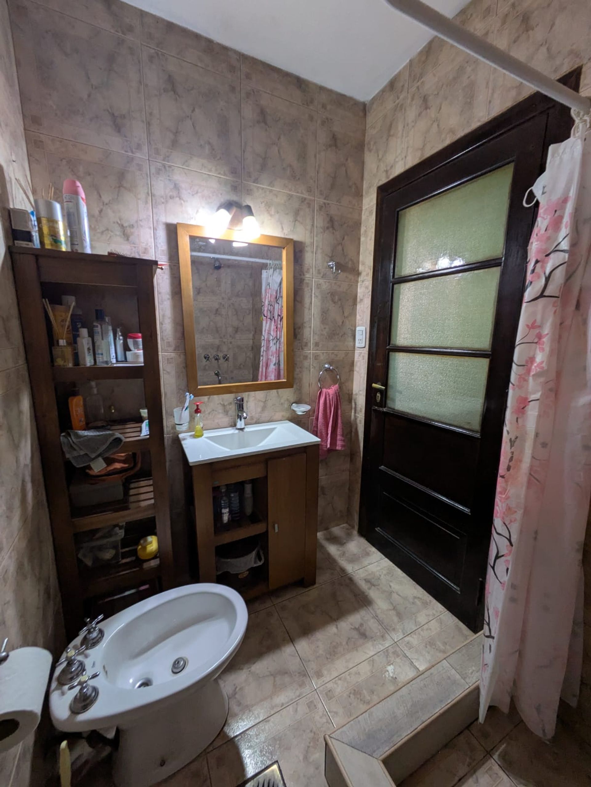 2 Dptos. c/ cochera venta en bloque