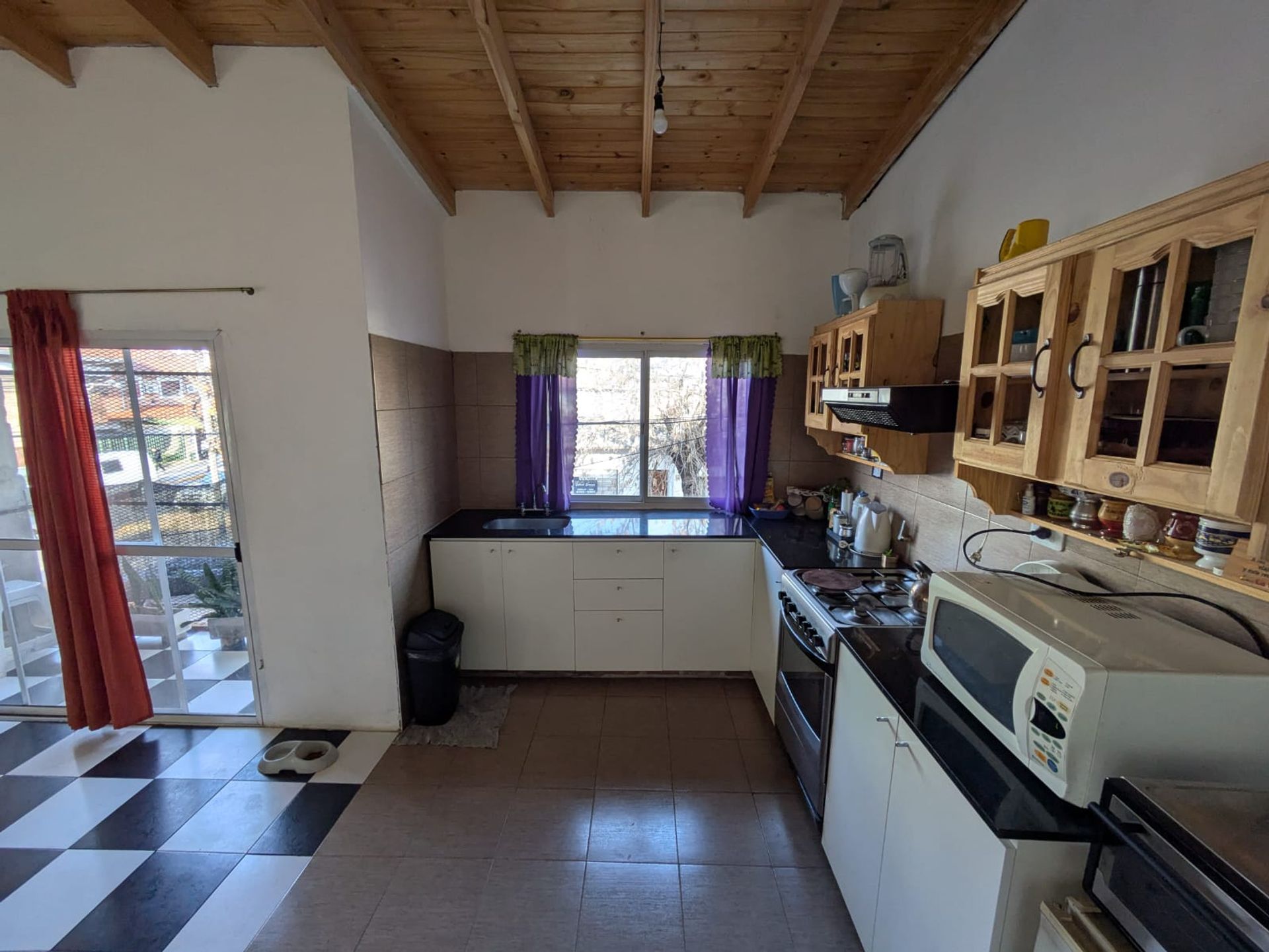 2 Dptos. c/ cochera venta en bloque