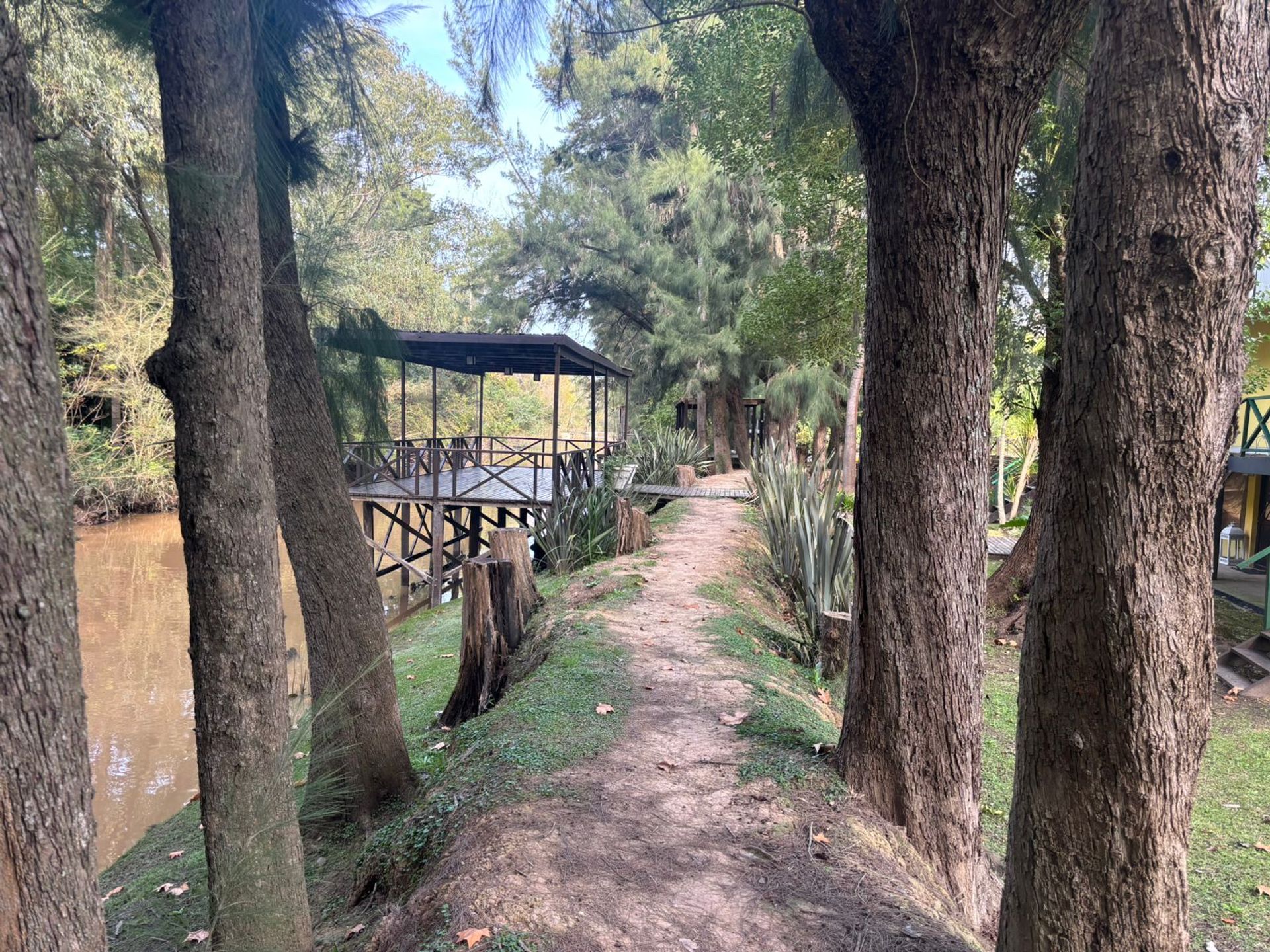 Venta Casa 3 Ambientes Amplio Terreno Delta Tigre