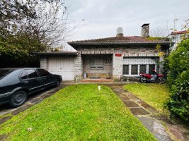 House for Sale, 3 Rooms, Gran Parque Boulogne St.