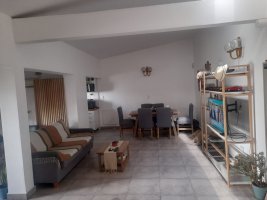 Casa/Venta Con Gran Jardin Vte. Lopez Cocheras