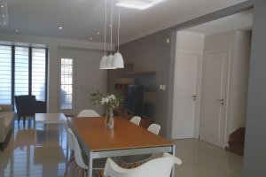Casa en venta en Olivos — 7 ambientes pileta