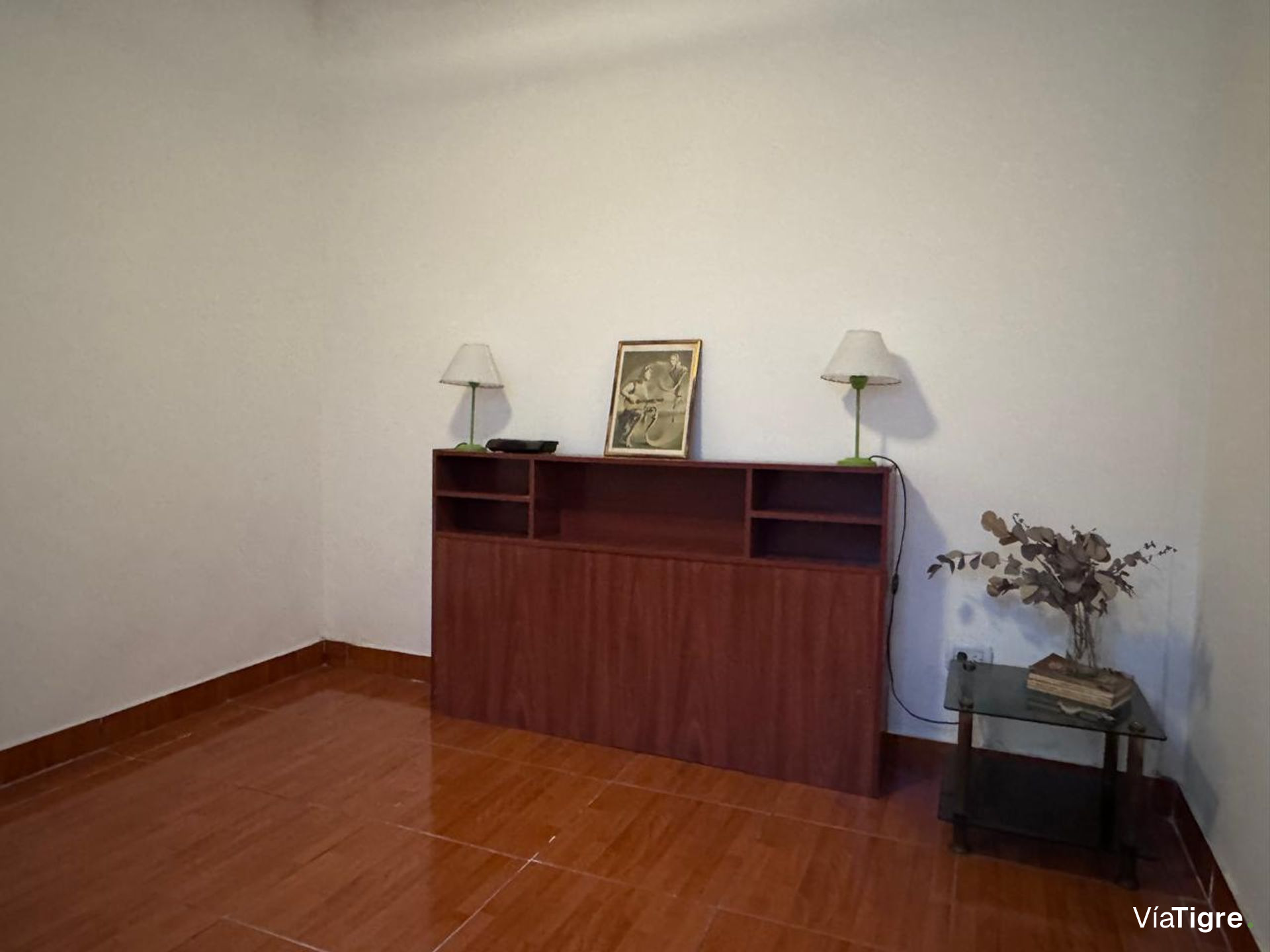 Venta Depto. 2 Amb.c/ Patio En "Olivos'