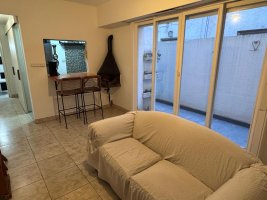 Venta Depto. 2 Amb.c/ Patio En "Olivos'