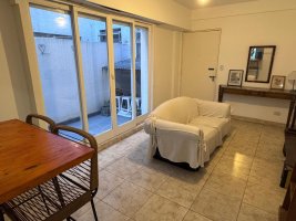 Venta Depto. 2 Amb.c/ Patio En "Olivos'