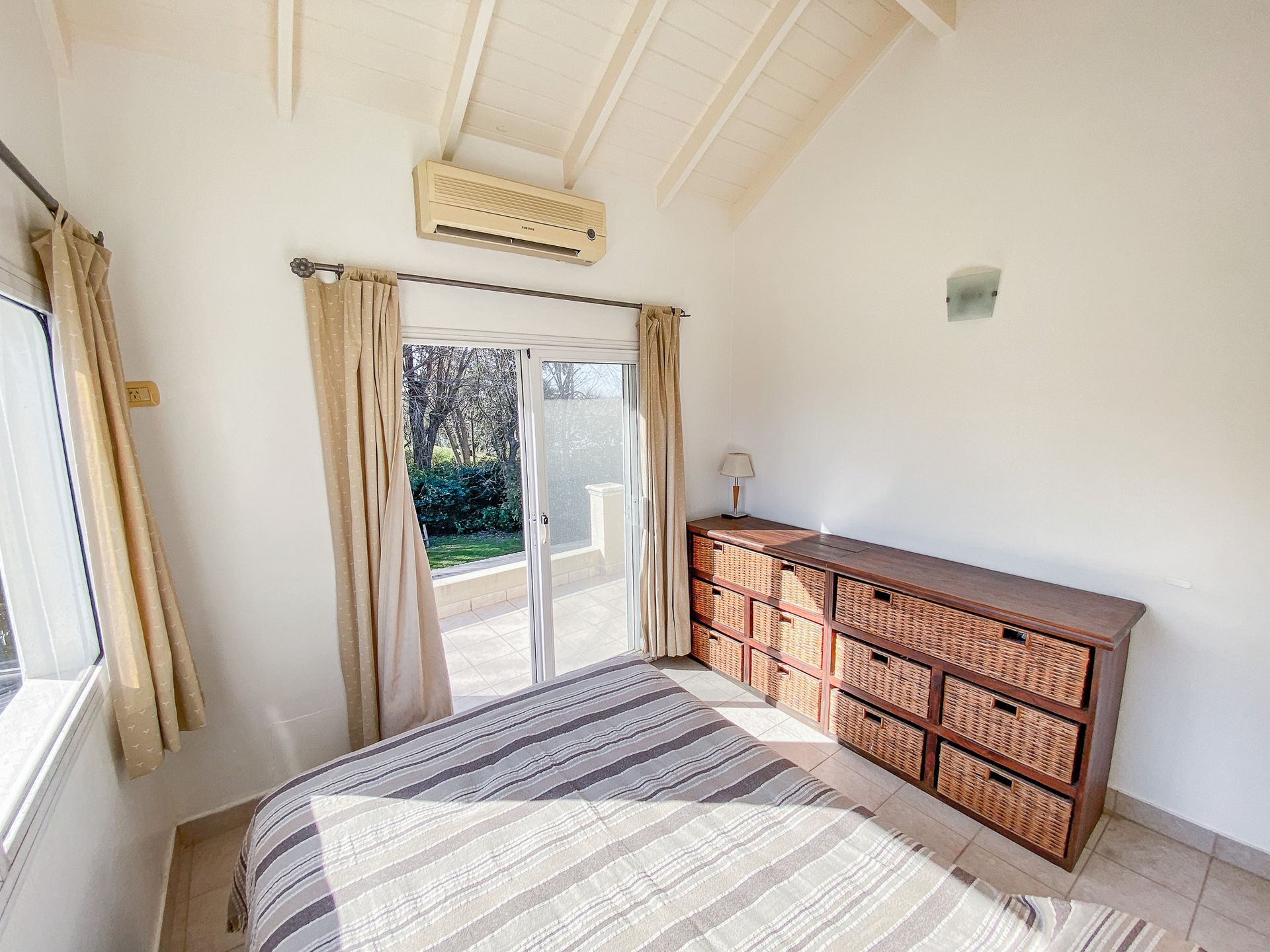 Casa Venta 5 Ambientes Parrilla Galeria Amueblada