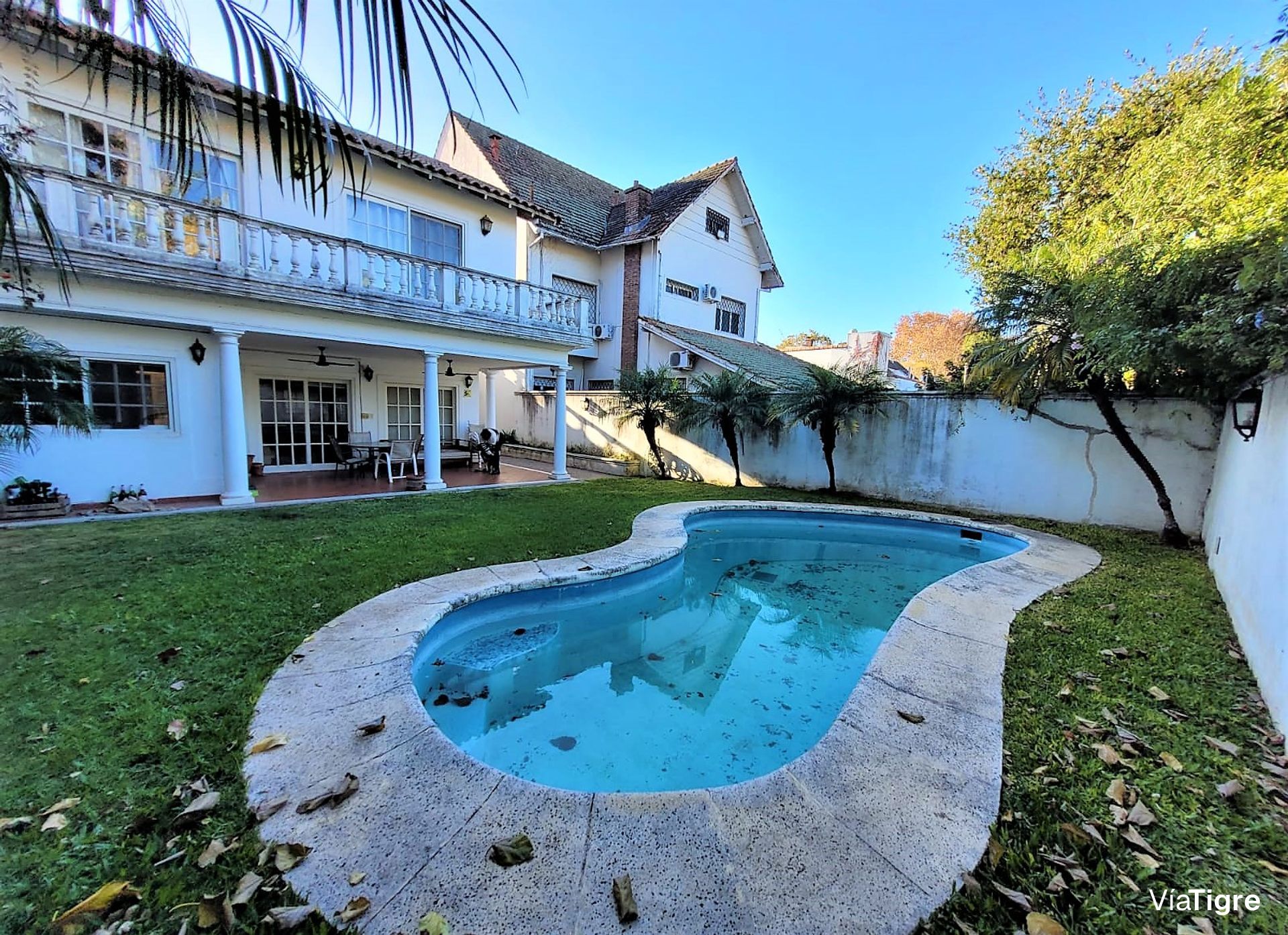 VENTA espectacular casa SAN ISIDRO/ APTO CREDITO
