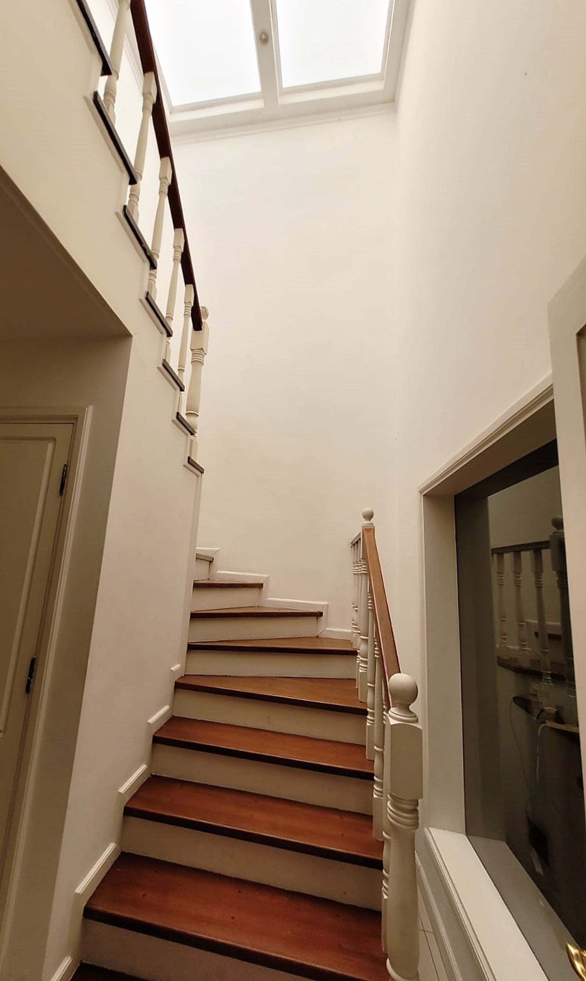 VENTA espectacular casa SAN ISIDRO/ APTO CREDITO