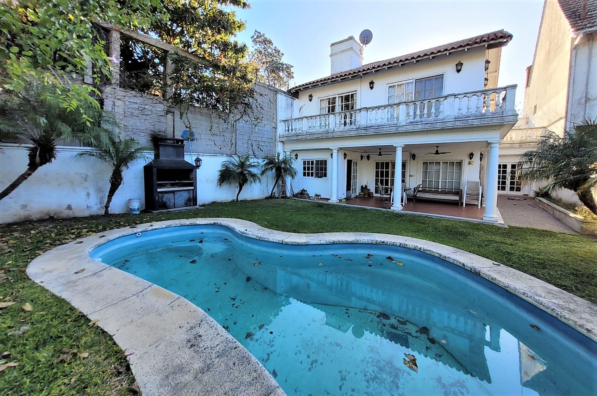 VENTA espectacular casa SAN ISIDRO/ APTO CREDITO