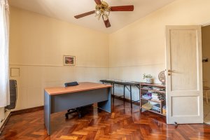 Sale of 7-room apartment with BBQ area/garage, Villa Martelli