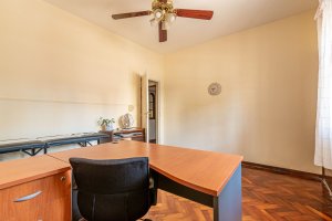 Sale of 7-room apartment with BBQ area/garage, Villa Martelli