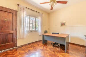 Sale of 7-room apartment with BBQ area/garage, Villa Martelli