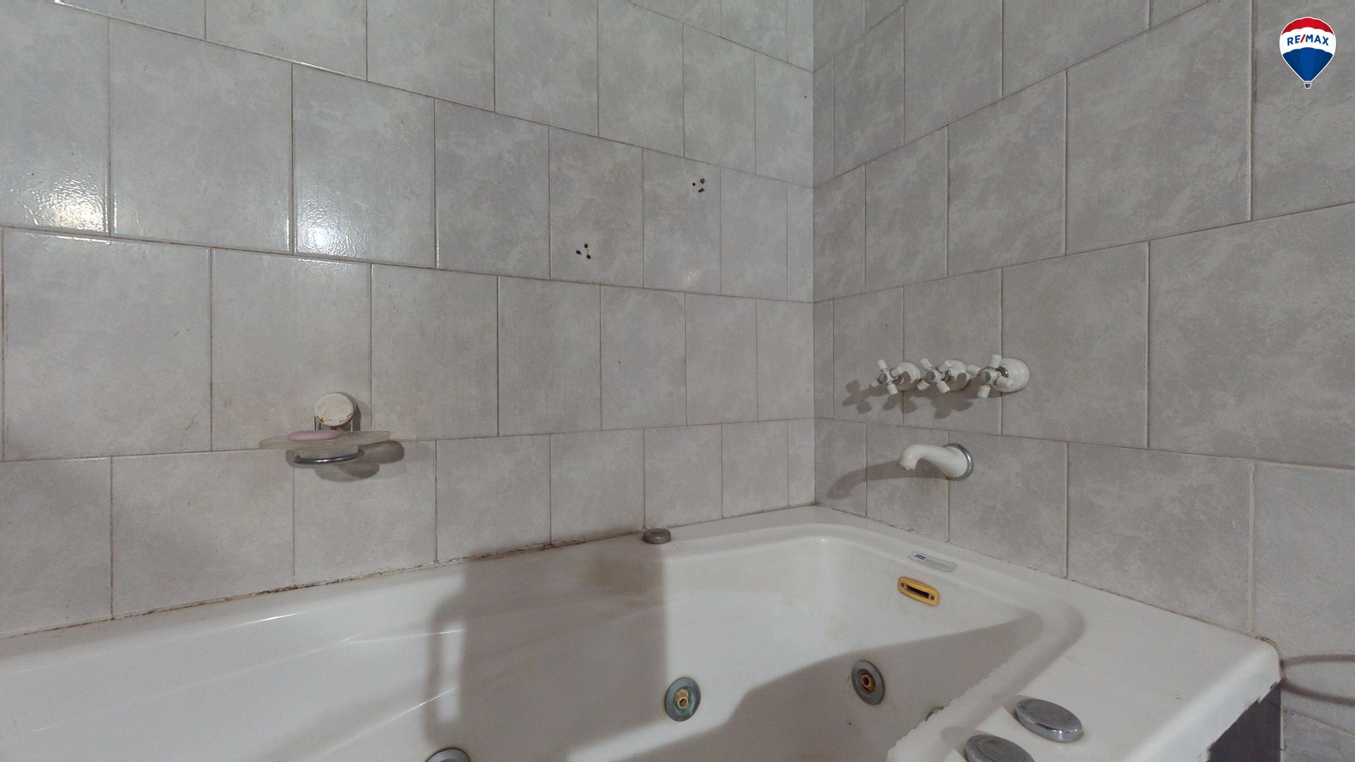 Casa en Venta en Florida con Patio y Terraza