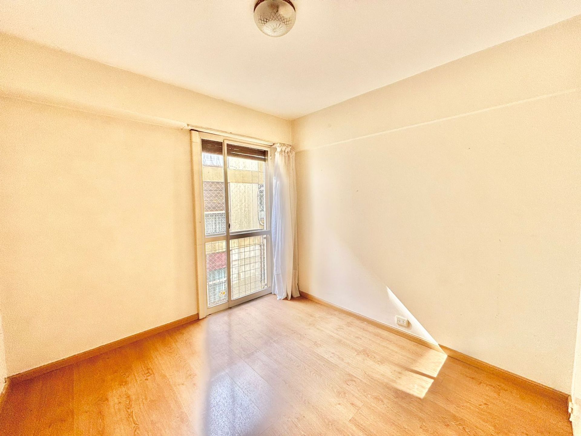 Vta Dpto 4 Amb Balcon Vte Lopez Cochera