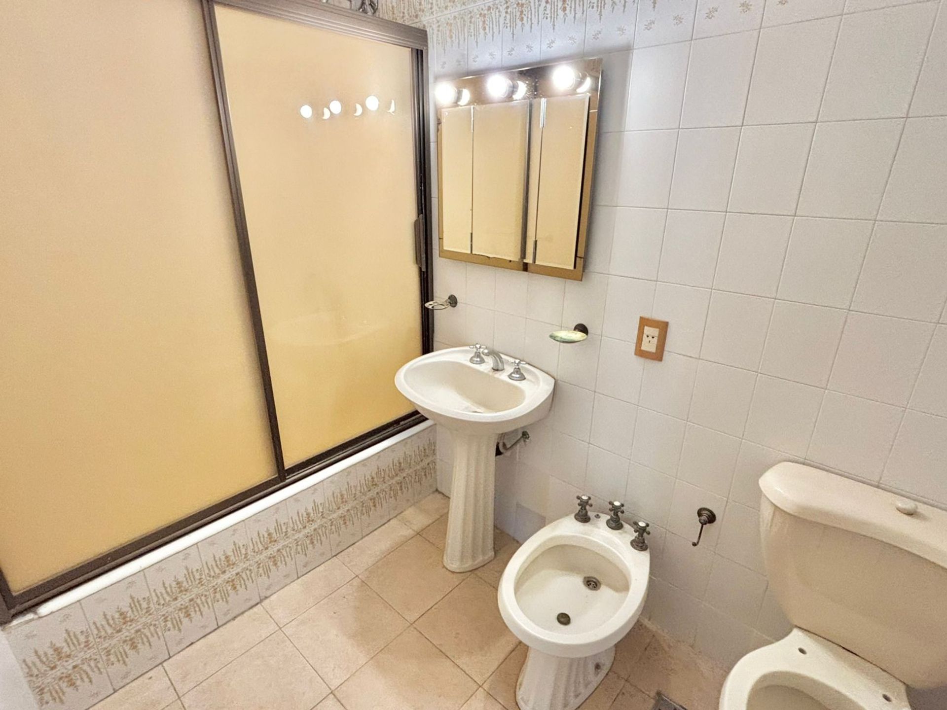 Vta Dpto 4 Amb Balcon Vte Lopez Cochera
