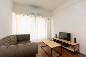 Apartment for Sale: 3 Rooms with Garage, Olivos