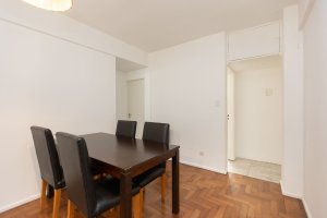 Apartment for Sale: 3 Rooms with Garage, Olivos
