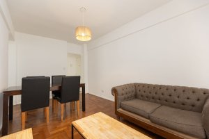 Apartment for Sale: 3 Rooms with Garage, Olivos