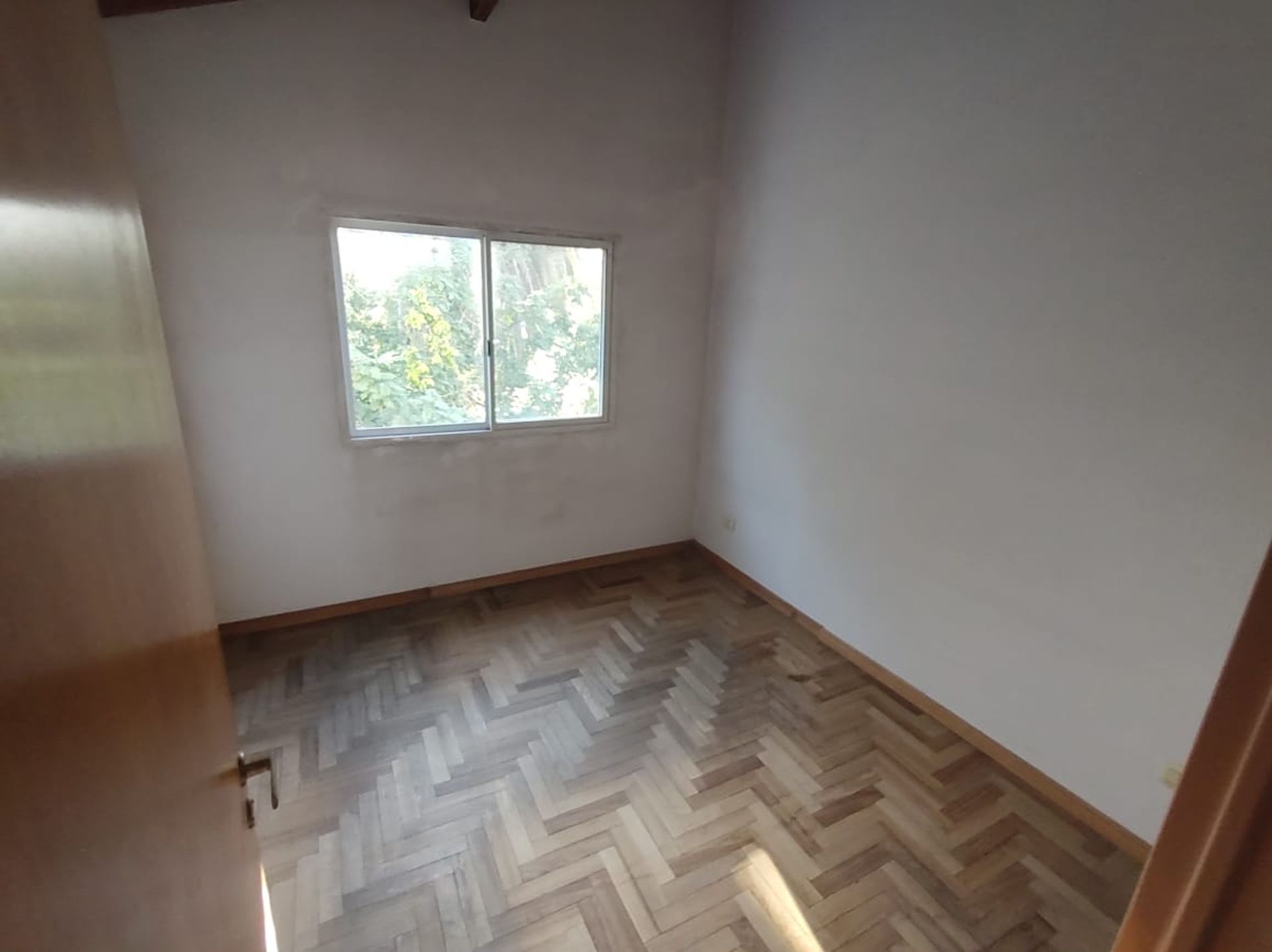 Dpto 4 amb,3 bañosTRIPLEX 200m2