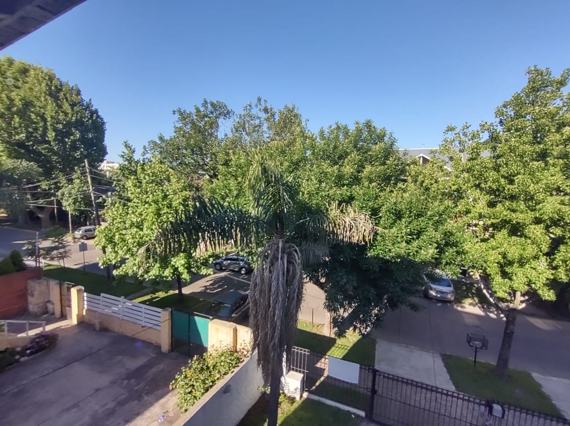 Dpto 4 amb,3 bañosTRIPLEX 200m2
