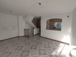 Dpto 4 amb.,3 bañosTRIPLEX 200m2