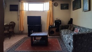 House 4 bedrooms / Commercial space / Garden / Pool / Shed