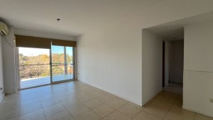 Dpto. VENTA 3 amb. 2 baños. cochera. Balcón. Vista