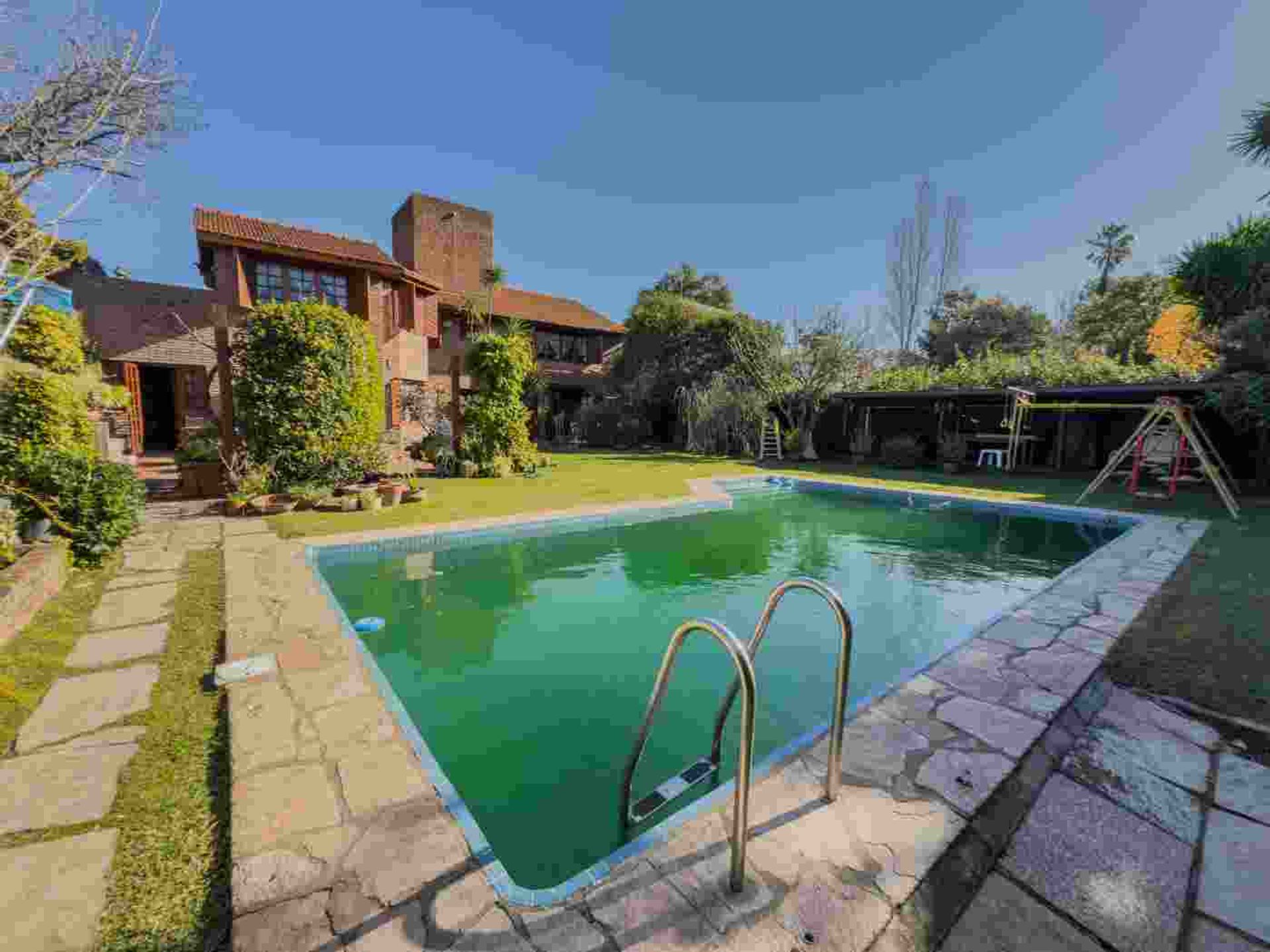 VENTA CASA 7 AMB - PARQUE y PISCINA - SAN ISIDRO