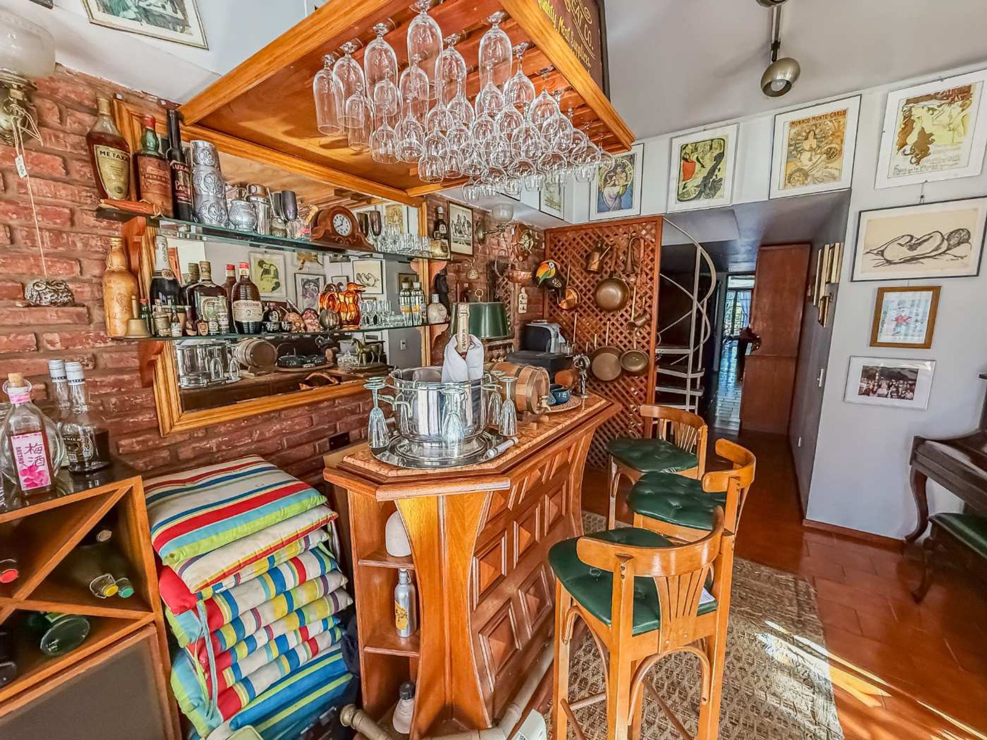 VENTA CASA 7 AMB - PARQUE y PISCINA - SAN ISIDRO